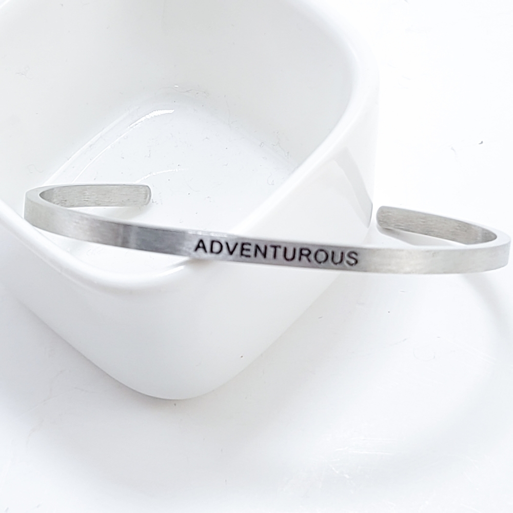 ➕NWOT➕ Embracelets Silver Cuff Bracelet